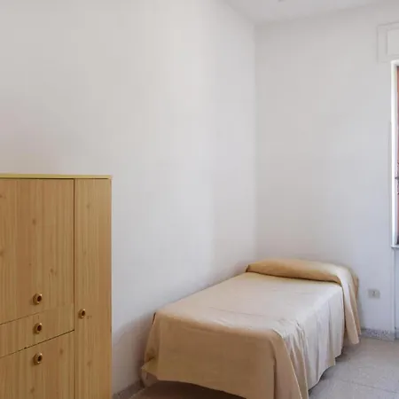Apartment 2 Bedroom Amazing In Sellia Marina