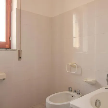 Apartment 2 Bedroom Amazing In *